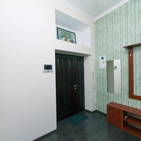 Двухкомнатная Студио На Саксаганского Kijów Zewnętrze zdjęcie